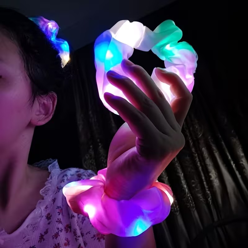 Mint Yeşili Renk LED Işıklı Lastikli Saç Tokası - 3 Modlu
