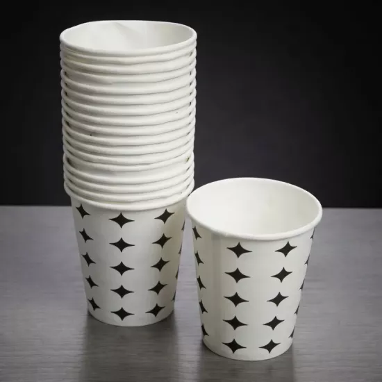 Siyah Yıldız Desenli Karton Bardak - 7 Oz - 50’li Paket