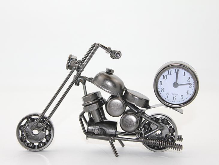 Saatli Metal Motor Model 1