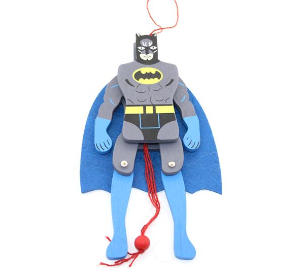 Ahşap Sallanan Batman Figürü