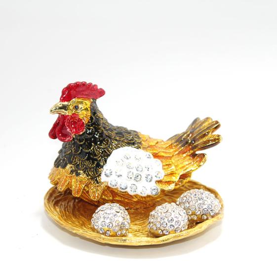 Swarovski Taşlı Yumurtalı Tekli Tavuk Model 1
