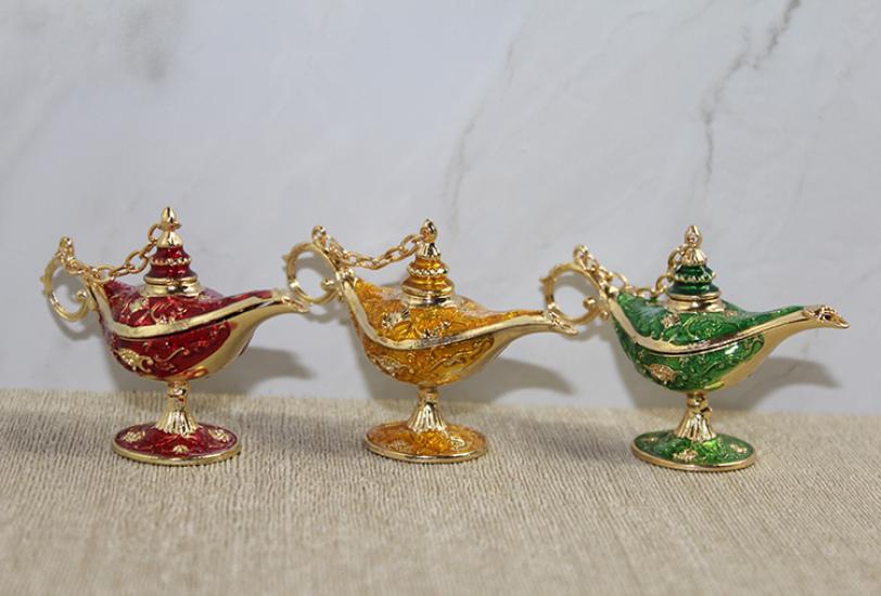 Swarovski Taşlı Minik Figür - Alaaddin’in Lambası