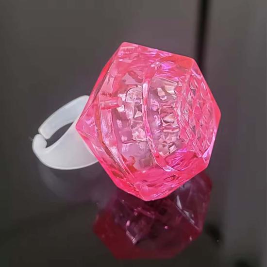Kristal Tasarımlı Led Işıklı Pembe Yüzük
