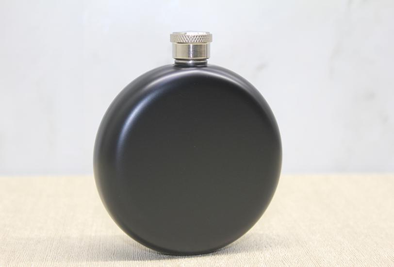 Yuvarlak Tekli Matara 5 Oz Siyah