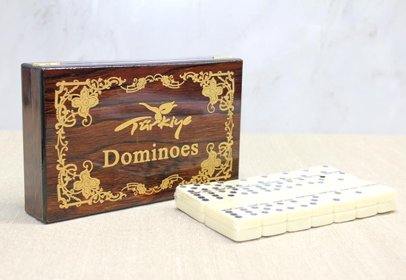 Ahşap Kutulu Domino Oyunu Model 3