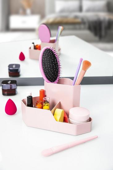 3 Bölmeli Makyaj Aksesuar ve Ofis Masa Düzenleyici Plastik Köşe Organizeri